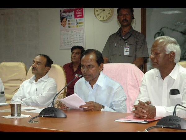 క్షేత్ర స్థాయిలో కలుపుకుని వెళ్లాలి..