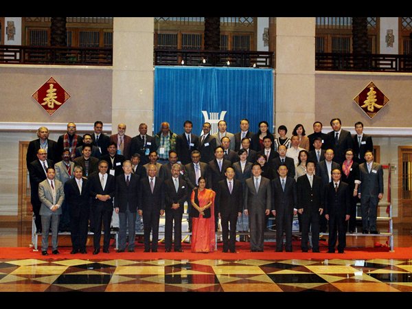 సుష్మా చైనా పర్యటన