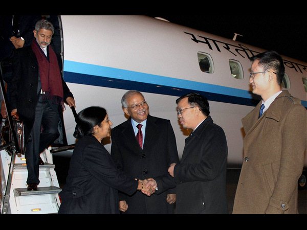 సుష్మా చైనా పర్యటన