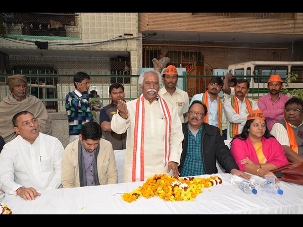 బండారు దత్తాత్రేయ, కృష్ణం రాజు