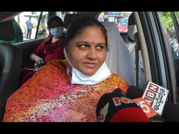 కొత్తపల్లి గీత