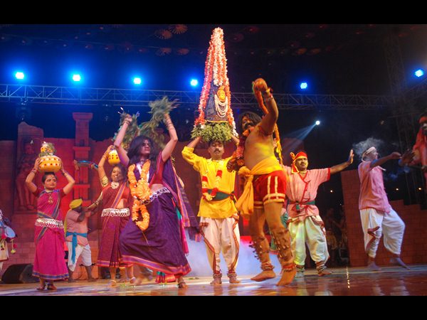 కళా ప్రదర్శనలు