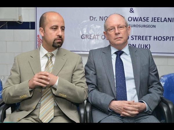  వీణా వాణీ