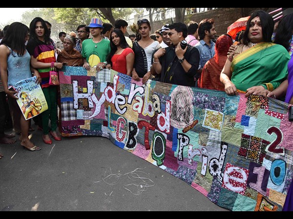 క్వీర్ ప్రైడ్ పరేడ్