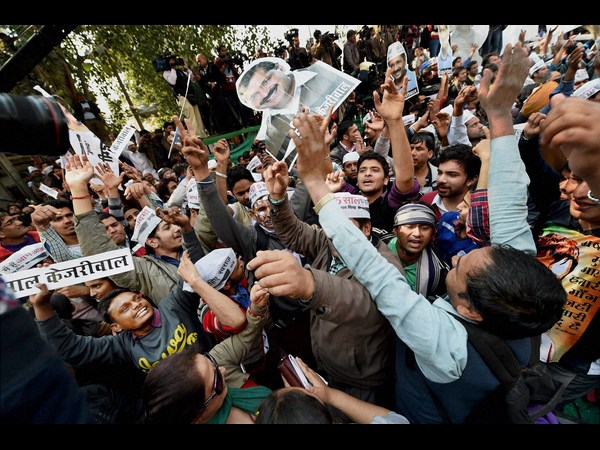 బీజేపీ నాయకత్వలేమి!