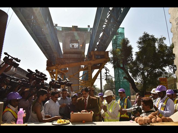  మెట్రో రైలు