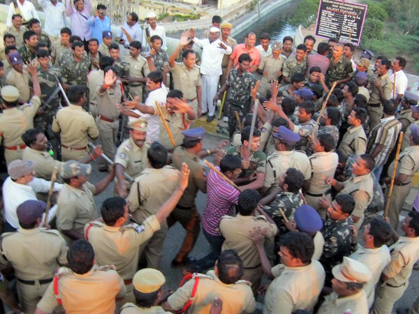సాగర్ వద్ద మళ్లీ ఉద్రిక్తత 