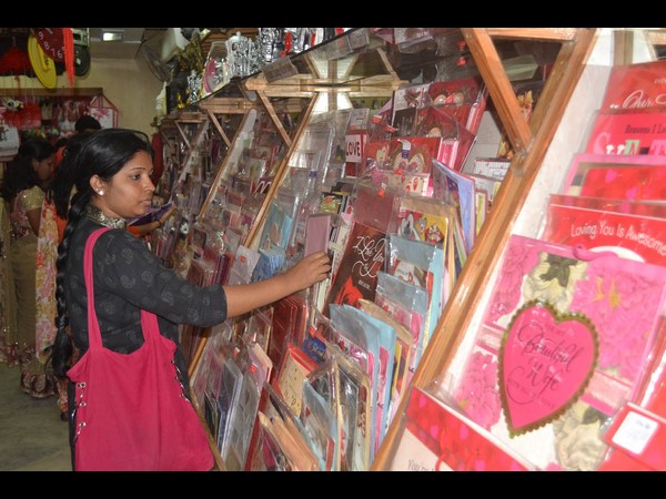 ప్రేమికుల రోజు స్పెషల్