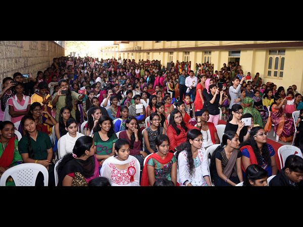 వార్షికోత్సవం వార్షికోత్సవం