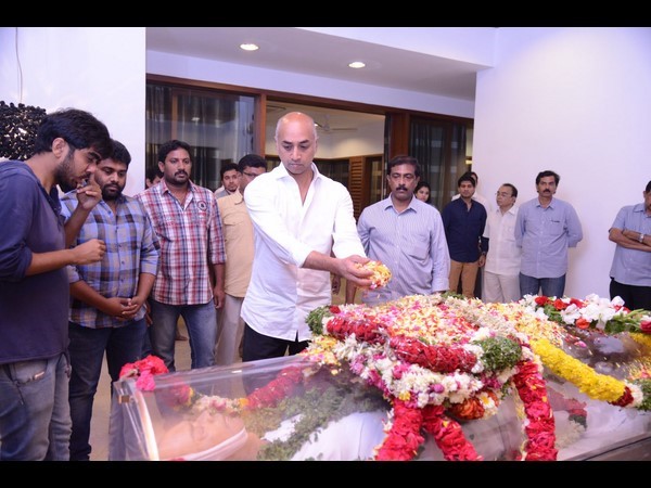 గల్లా జయదేవ్