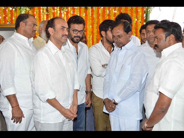 కెసిఆర్