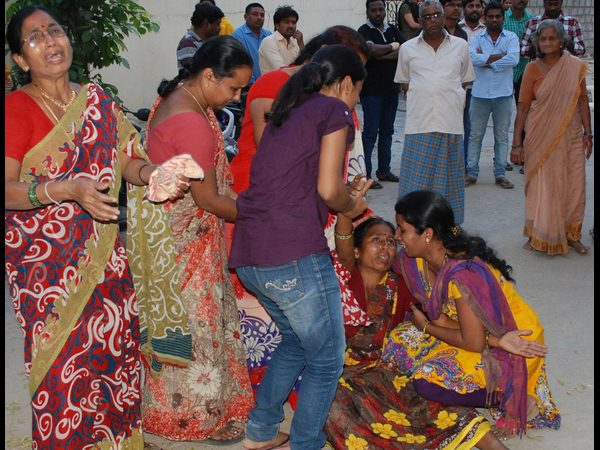 మహిళ ఆత్మహత్య