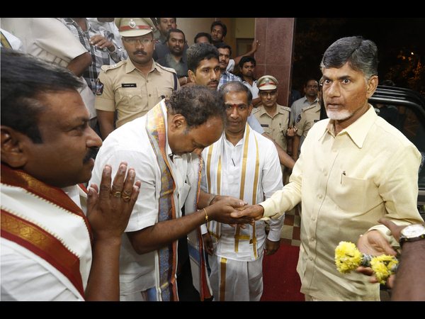 చంద్రబాబు