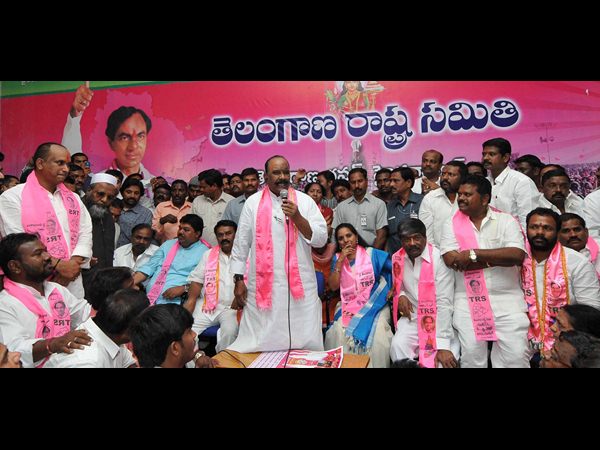 ఎమ్మెల్సీ అభ్యర్థులు