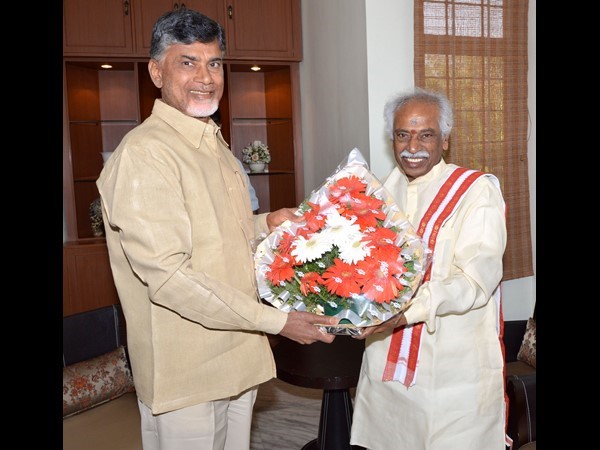 చంద్రబాబు, దత్తాత్రేయ