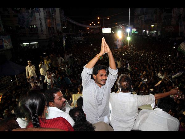  జగన్