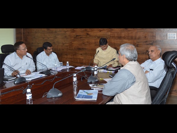 చంద్రబాబు చంద్రబాబు