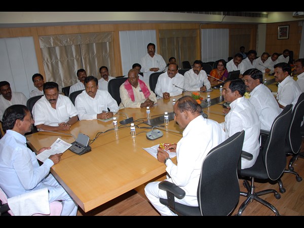 10 ఎకరాల్లో రూ.10 కోట్లతో యాదవ భవన్