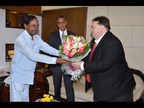 అమెరికా దృష్టి పెట్టింది