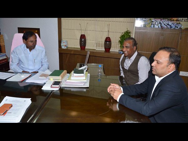 కెసిఆర్‌తో అమెరికా కంపెనీల ప్రతినిధులు