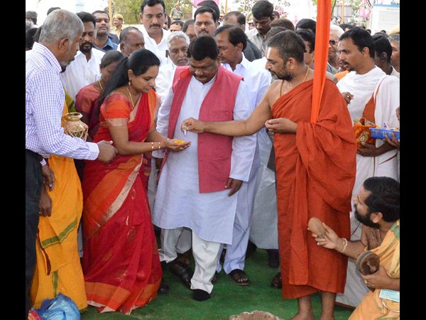కెసిఆర్