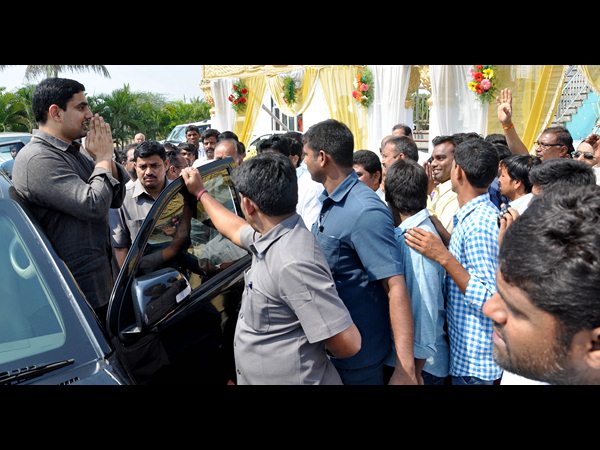  నారా లోకేష్