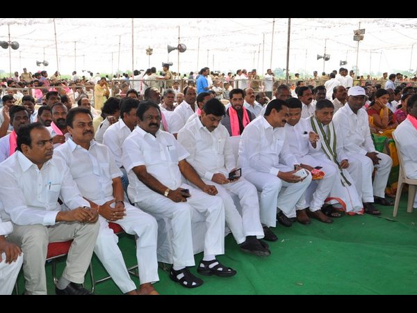 కేసీఆర్