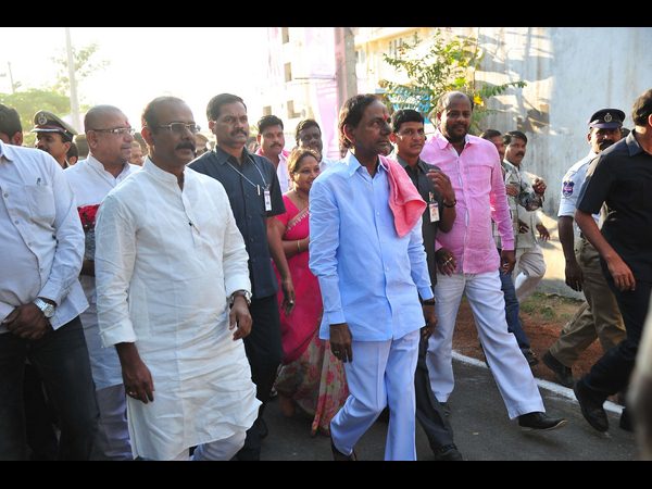 కెసిఆర్