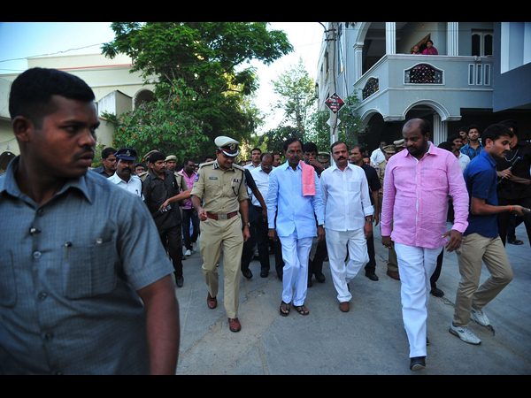 కెసిఆర్