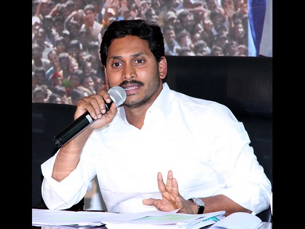 మీడియాతో జగన్