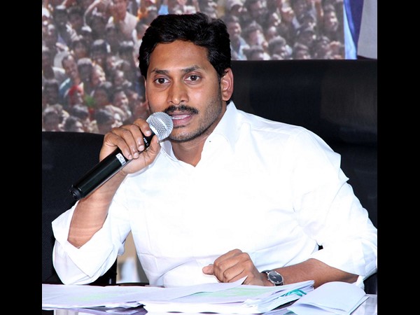 మీడియాతో జగన్