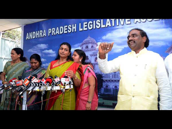 అసెంబ్లీ మీడియా పాయింట్