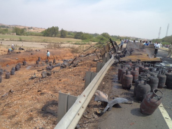 సిలిండర్లు