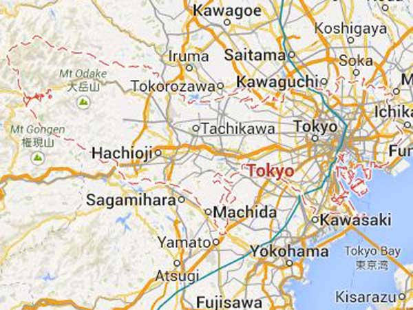 Japan to build huge, costly sea wall to fend off tsunamis Japan to build huge, costly sea wall to fend off tsunamis
