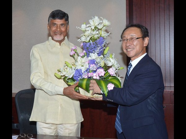 చంద్రబాబుతో కికుచి