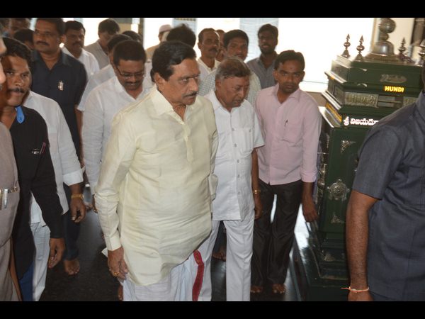 దుర్గమ్మ గుడి