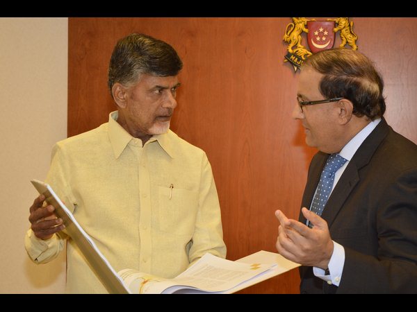 సింగపూర్‌లో బాబు