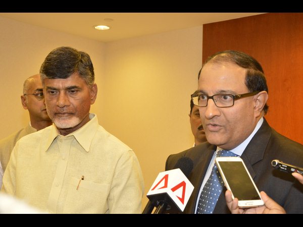 సింగపూర్‌లో బాబు