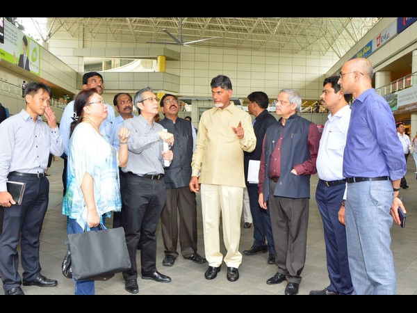 చంద్రబాబు బృందం