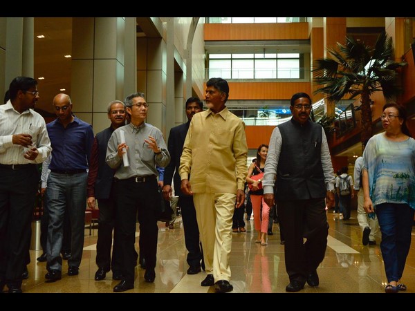  చంద్రబాబు బృందం