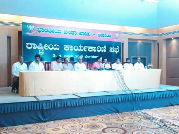 ప్రధాని అయిన తరువాత మొదటి బహిరంగ సభ