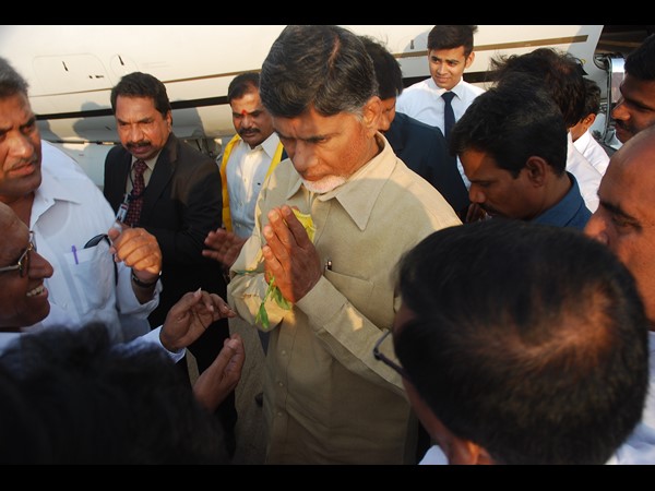 చంద్రబాబు చంద్రబాబు