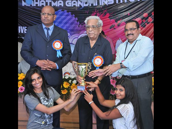 కాలేజ్ ఫెస్ట్