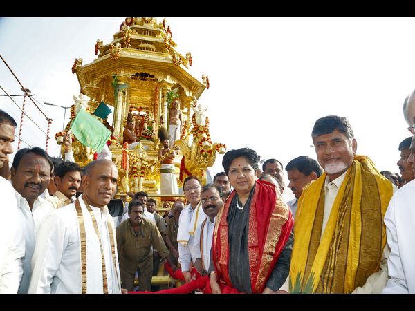 శ్రీవారి సేవలో 
