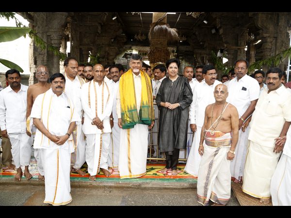 శ్రీవారి సేవలో 