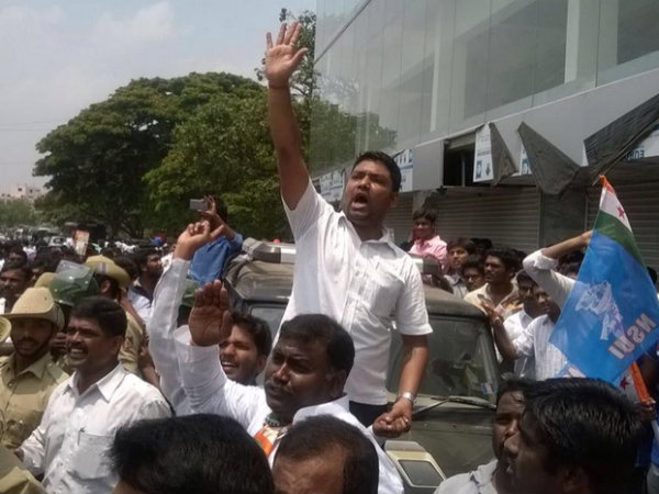 చర్చ జరగలేదు