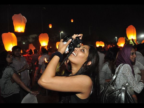  కన్నులపండవగా సాగిన స్కైలాంతర్లు ఉత్సవం