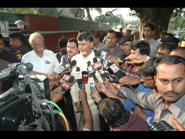 Need to amend laws to discourage frivolous litigation, says Chandrababu Naidu Need to amend laws to discourage frivolous litigation, says Chandrababu Naidu