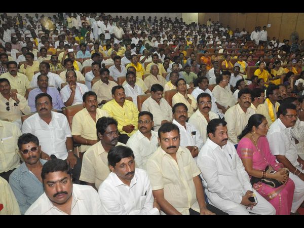  గంటా, అయ్యన్నలకు బాబు సీరియస్ వార్నింగ్