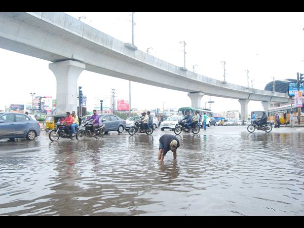 ఉప్పల్ క్రాస్ రోడ్